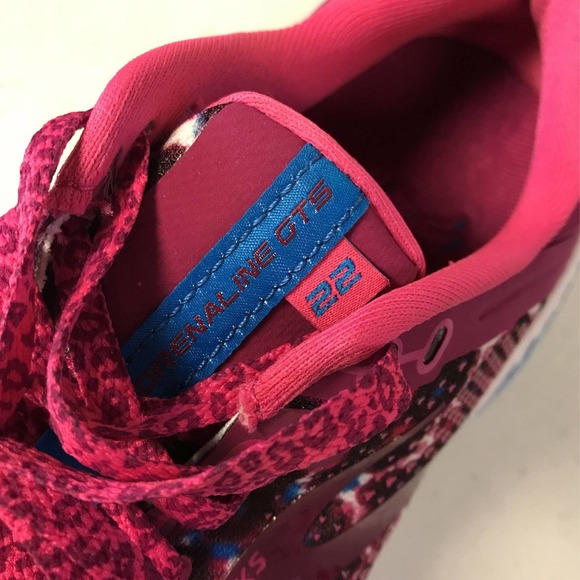 Brooks Women's Size 8.5 Medium (B) Adrenaline GTS 22 Running Shoe - Picture 8 of 10